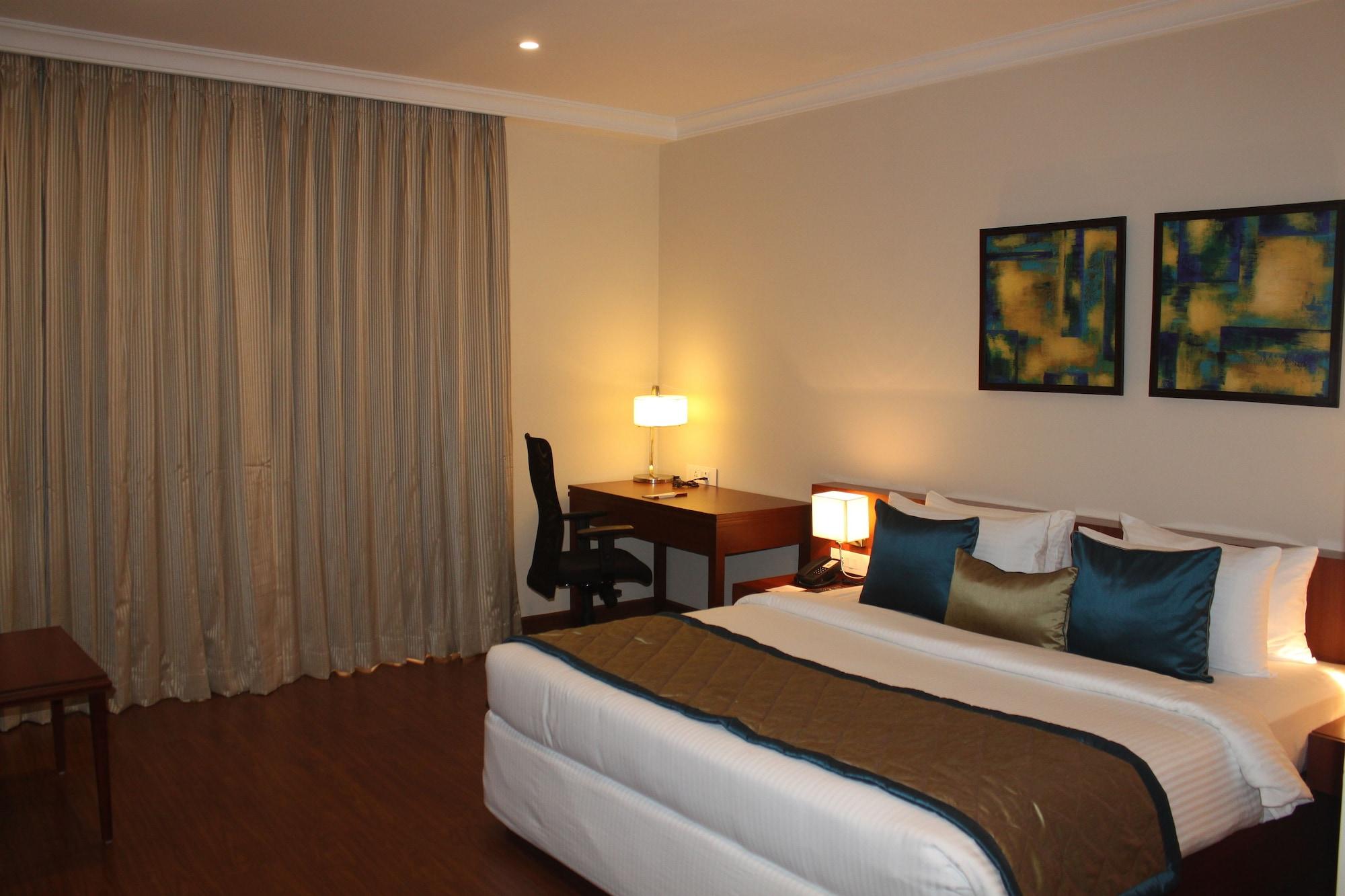 The Altruist Business Hotel Hitech Haiderabad Buitenkant foto