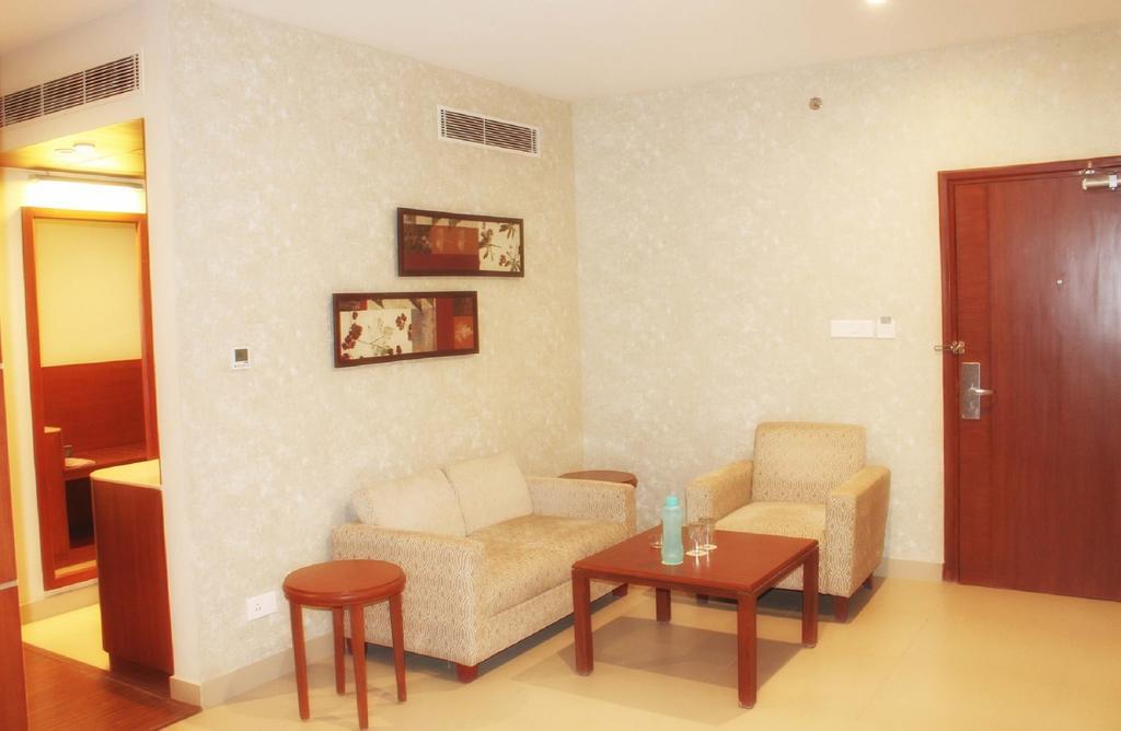 The Altruist Business Hotel Hitech Haiderabad Kamer foto