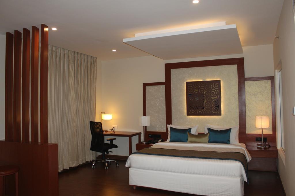 The Altruist Business Hotel Hitech Haiderabad Buitenkant foto
